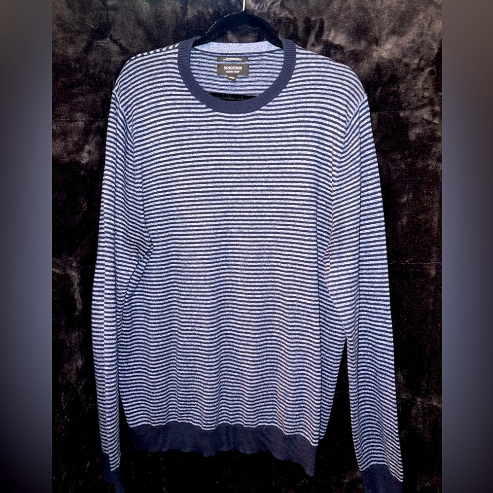 NORDSTROM: Mens shop Navy/Light Blue sweater - Size Large